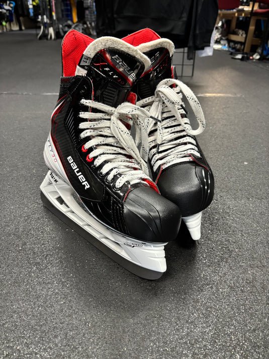 Slightly Used Bauer Vapor Fly30 Sr. Hockey Skates