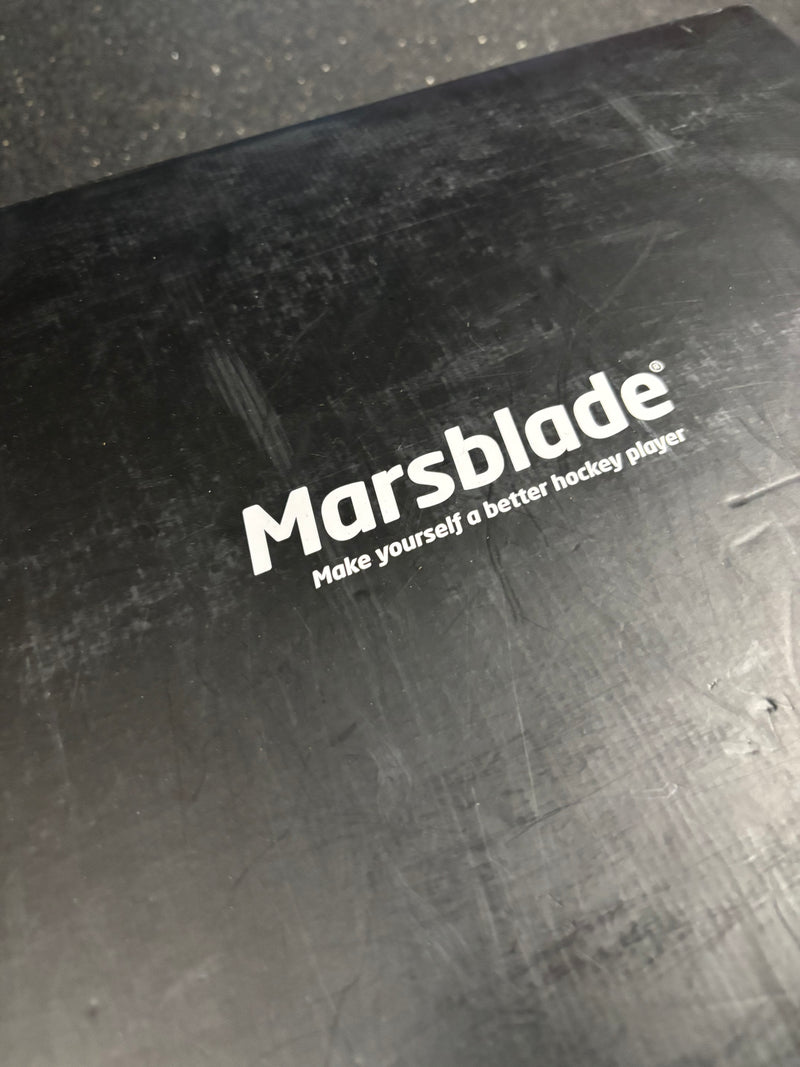 Load image into Gallery viewer, Marsblade 01 Like New Small Inline Chassis
