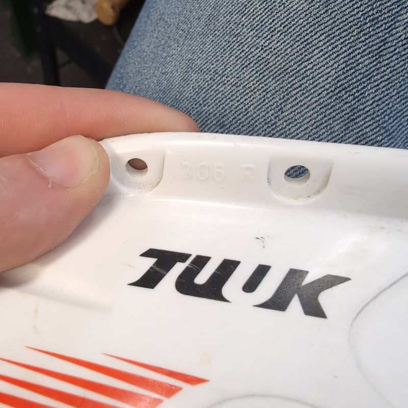 Load image into Gallery viewer, TUUK LightSpeed 2 Pair LS2 Size 12 Used Hockey Skate Holder
