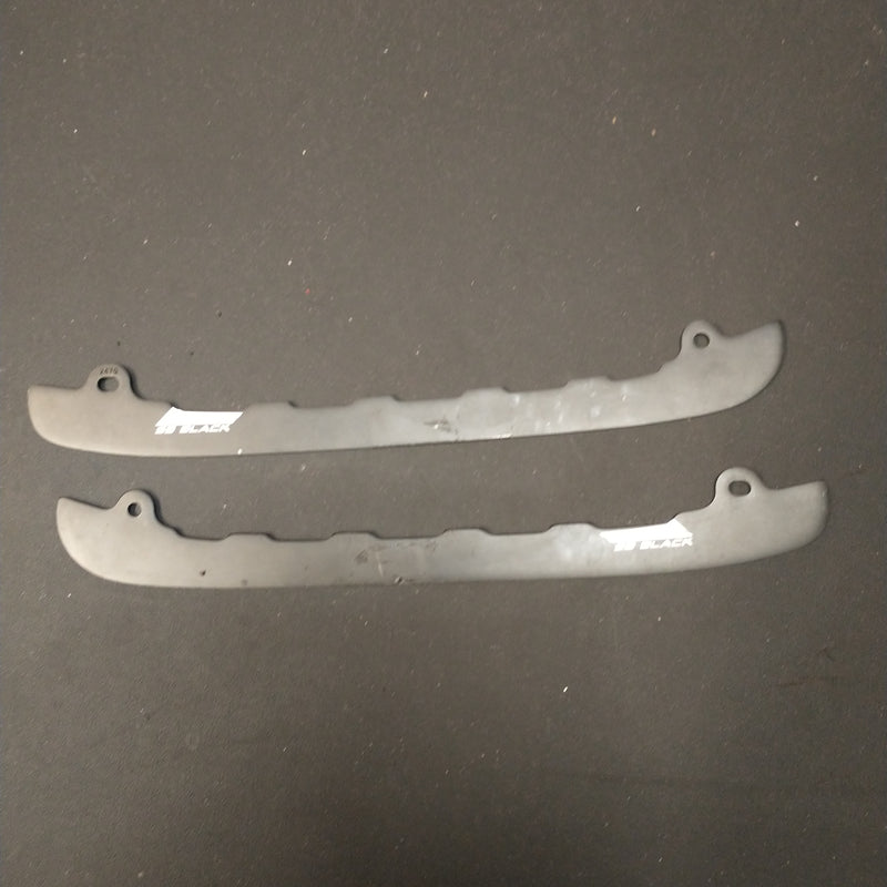Load image into Gallery viewer, New CCM SB Black Steel 247mm
