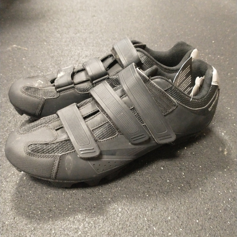 Load image into Gallery viewer, Used Montagna 100 Bike Shoes Size 11.5
