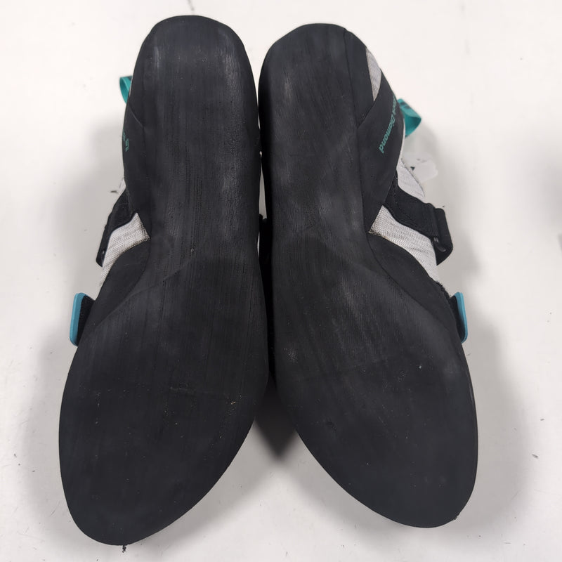Load image into Gallery viewer, Black Diamond Momentum Women's Climbing Shoe Size 8.5
