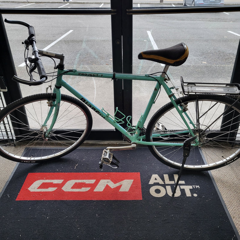 Load image into Gallery viewer, Bianchi Project 7 Bike
