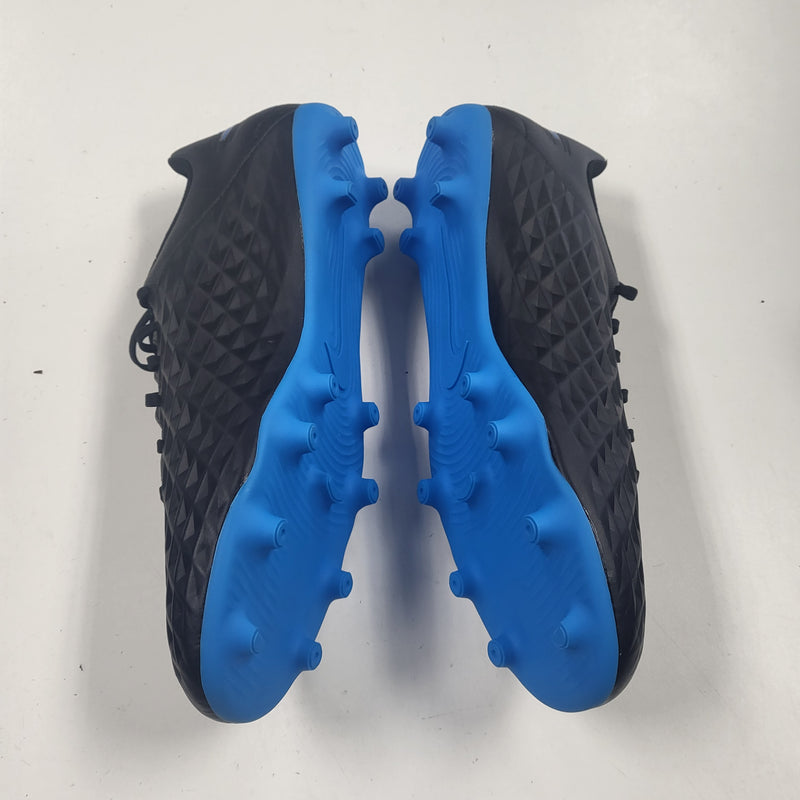 Load image into Gallery viewer, *Used Like New* Nike Tiempo Legend 8 Club Soccer Cleats
