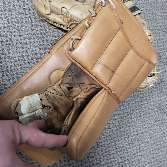 Vintage Cooper GM6 Hockey Goalie Catcher/Blocker NHL Set