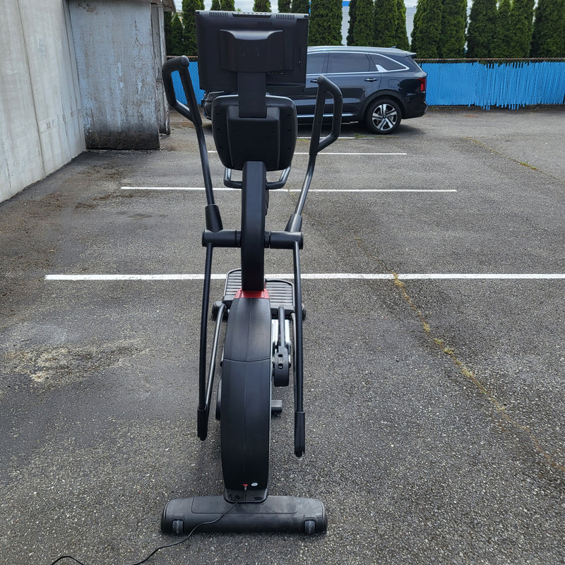 Load image into Gallery viewer, Used NordicTrack ELITE14.9 Elliptical Machine
