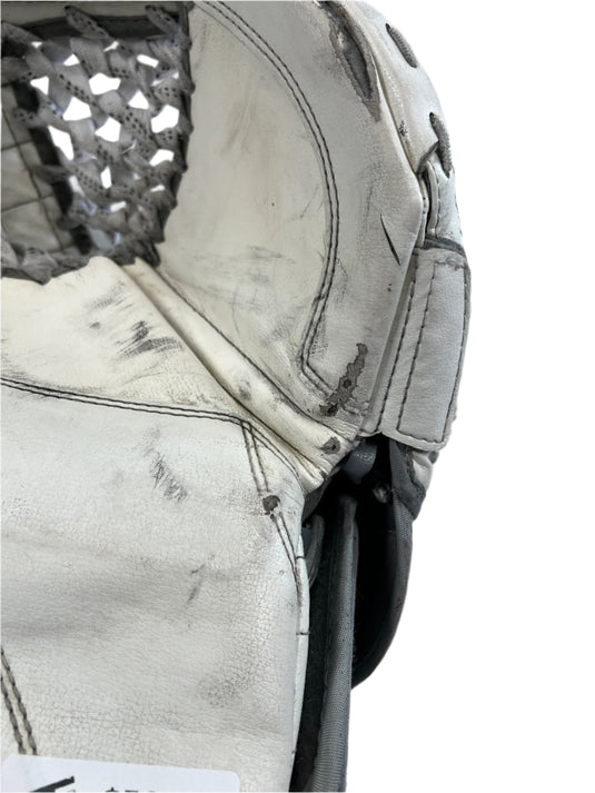 Used Warrior Ritual G2 Sr. Goalie Glove