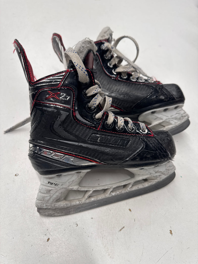 Load image into Gallery viewer, Used Bauer Vapor X2.7 Youth Size 12 Hockey Skates
