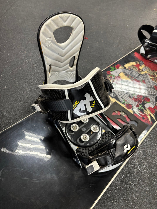 Used Ride Fleetwood Snowboard w/ Bindings