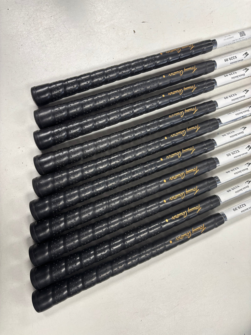 Load image into Gallery viewer, Used Tommy Armour 855s Silver Scot Iron Set 1-9, PW, SW

