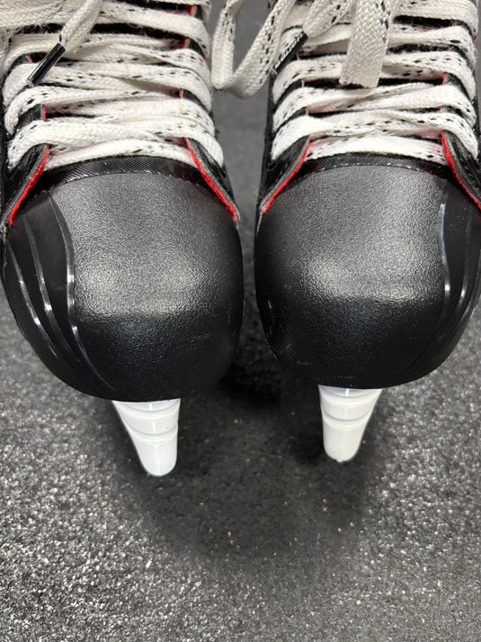 Slightly Used Bauer Vapor Fly30 Sr. Hockey Skates
