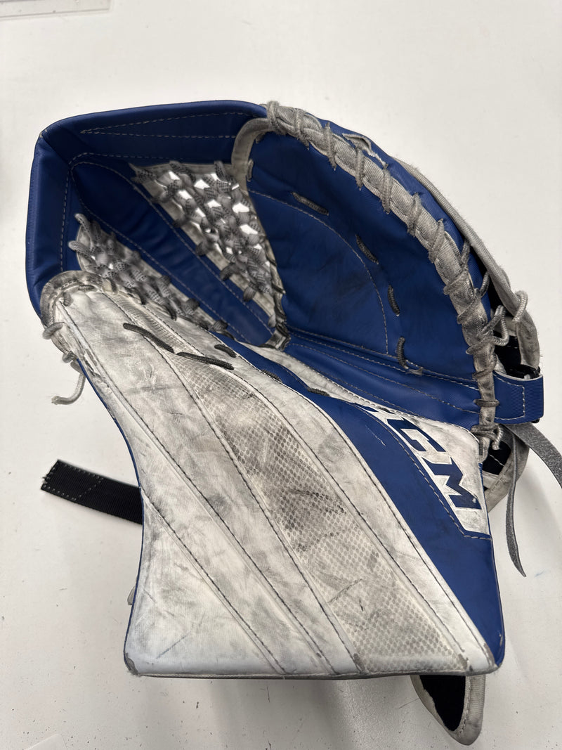 Load image into Gallery viewer, Used CCM Eflex 5.5 Hockey Goalie Glove
