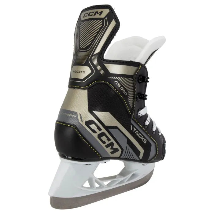 Load image into Gallery viewer, CCM Tacks AS 550 Player Skates Youth
