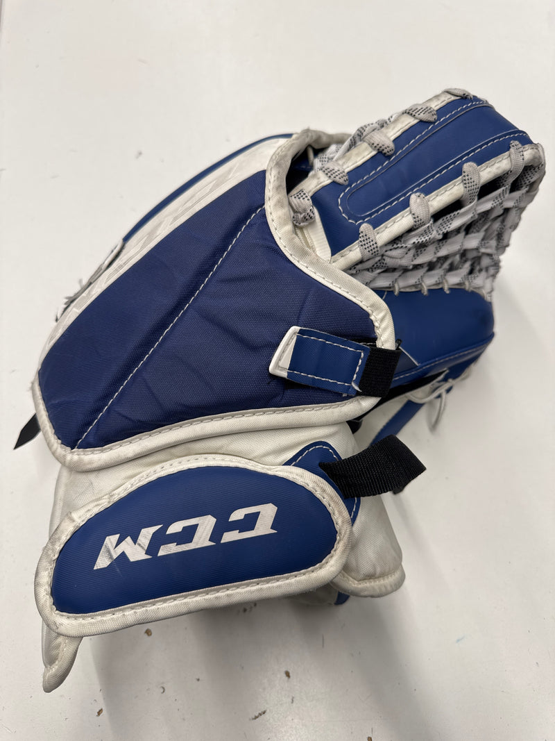 Load image into Gallery viewer, Used CCM Eflex 5.5 Hockey Goalie Glove
