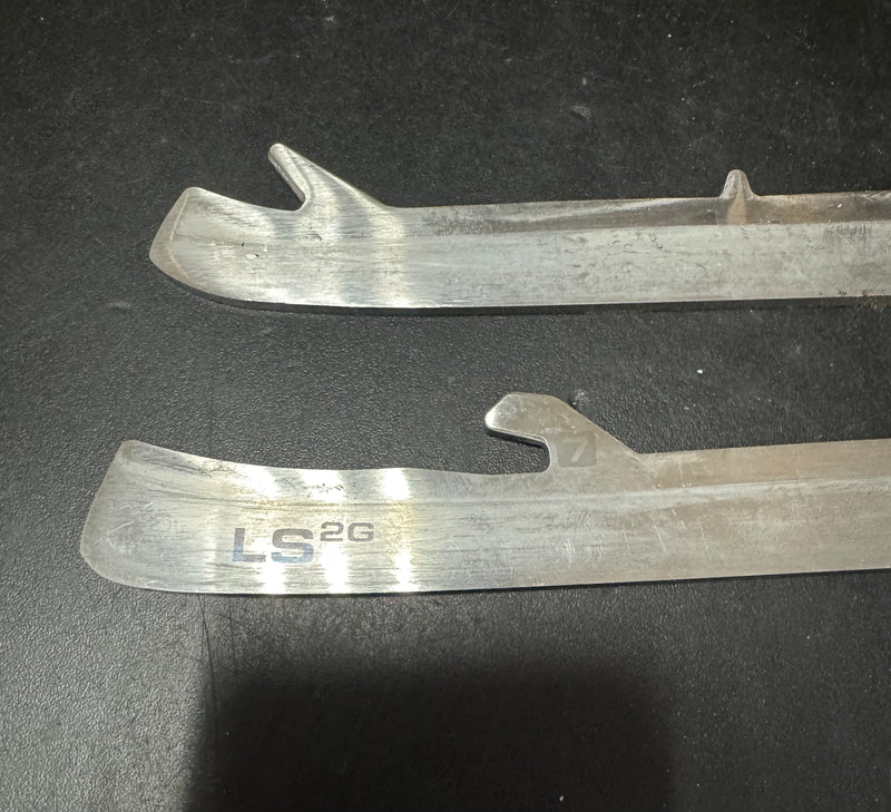 Load image into Gallery viewer, Used Bauer LS2G Steel
