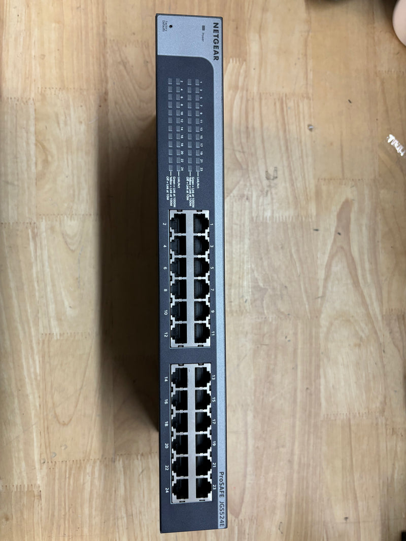 Load image into Gallery viewer, NetGear Prosafe JGS524E 24-Port Switch
