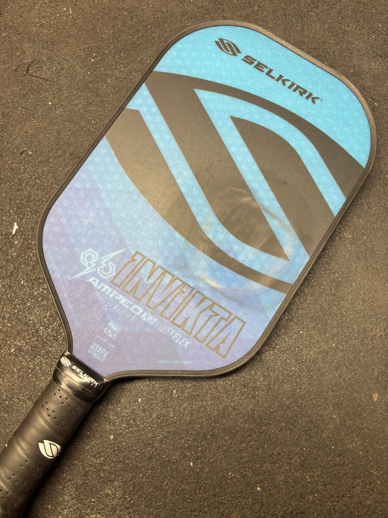 Load image into Gallery viewer, Selkirk Slightly Used Pickleball paddle
