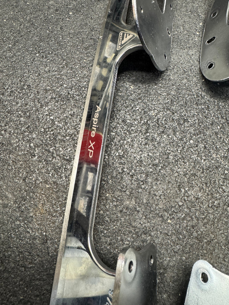 Load image into Gallery viewer, Lightly Used Jackson Aspire XP Blades
