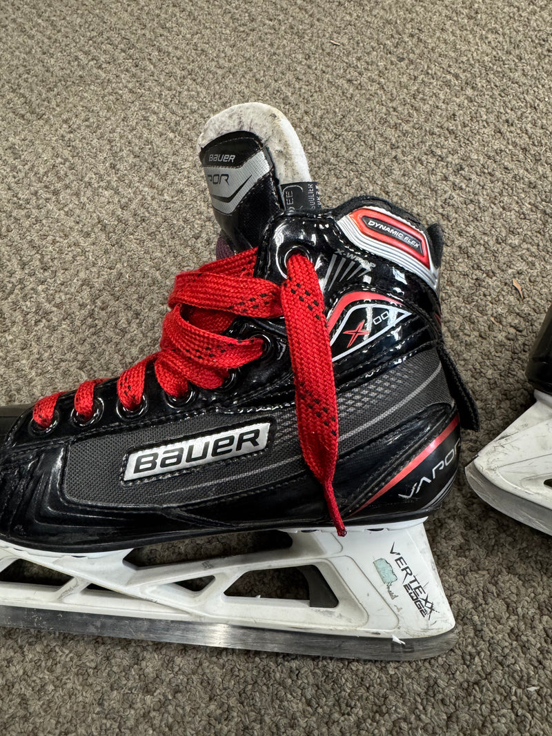 Load image into Gallery viewer, Lightly Used Bauer Vapor X700 Goalie Skates
