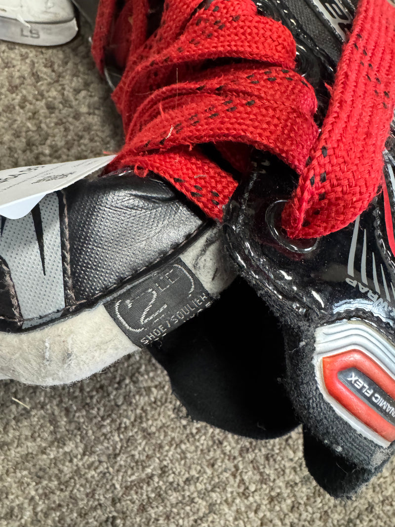 Load image into Gallery viewer, Lightly Used Bauer Vapor X700 Goalie Skates
