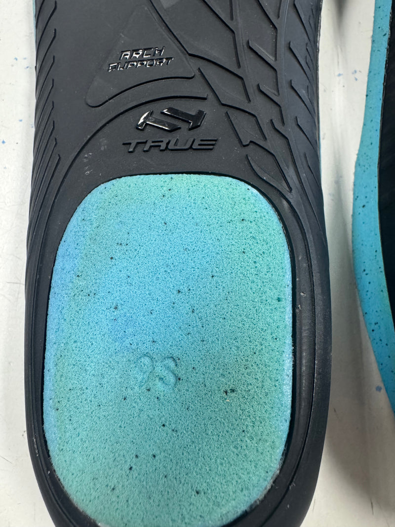 Load image into Gallery viewer, *Used* True Hockey Genetix Pro Replacement Insoles

