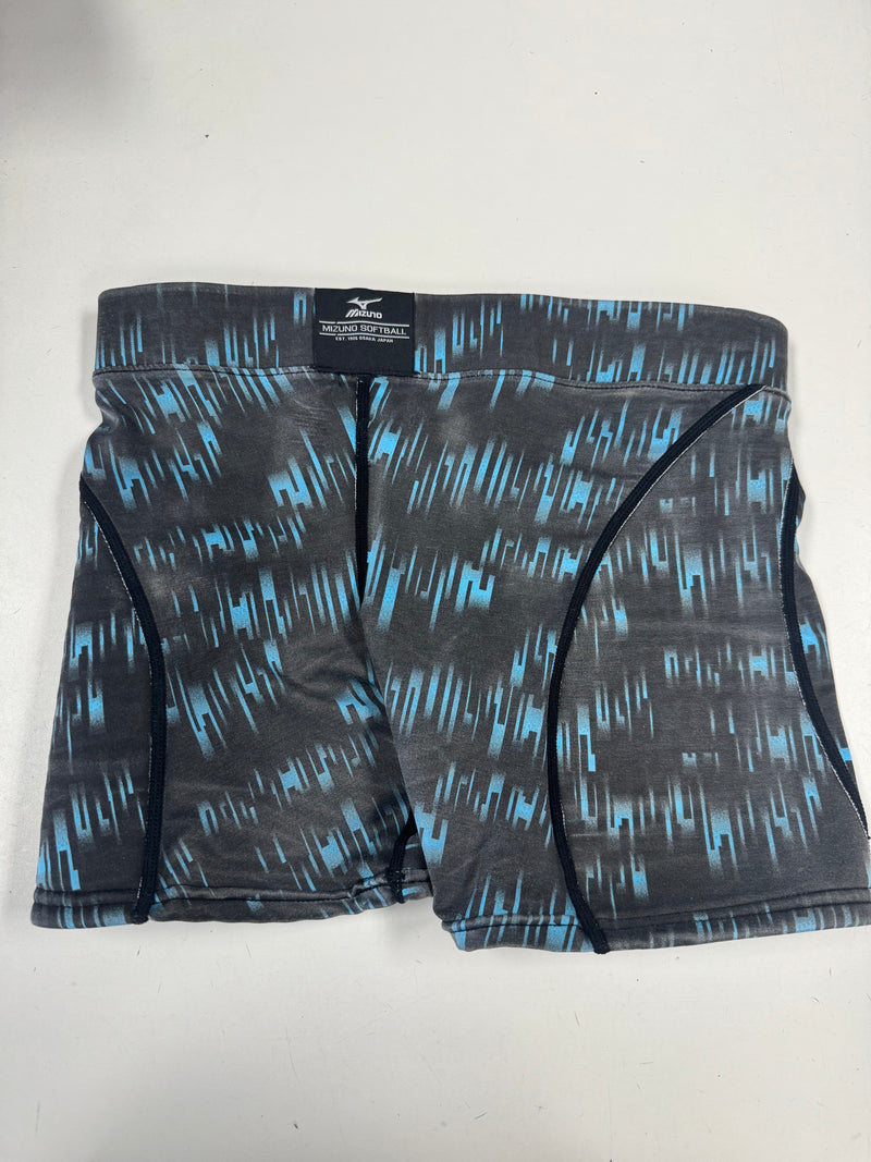 Load image into Gallery viewer, Used Mizuno Softball Sliding Shorts Size Medium
