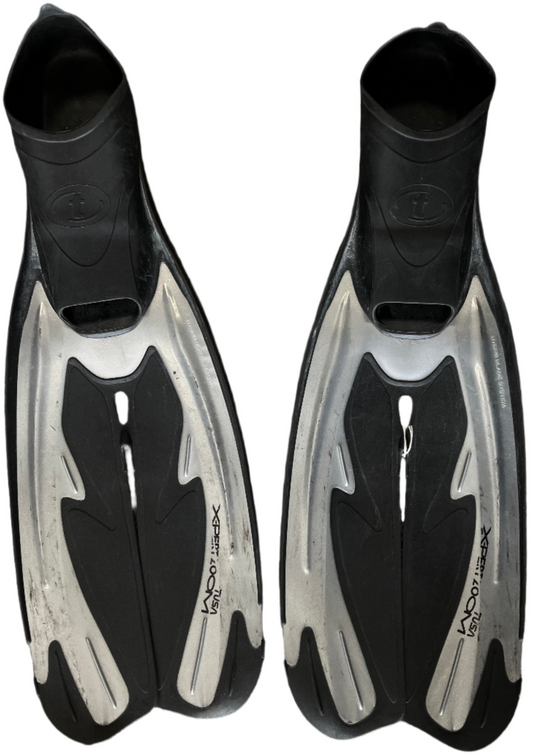 Used Tusa X-Pert Zoom Diving and Snorkeling Fins Size 9-11