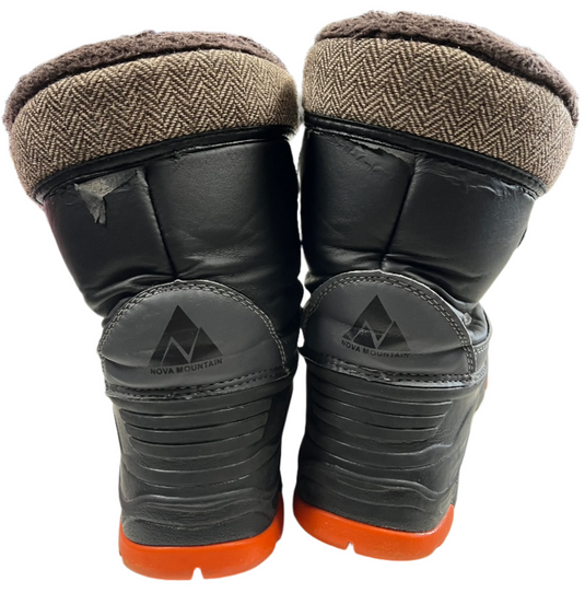Used Nova Mountain Kids Winter Boots