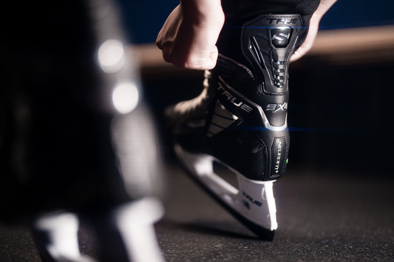 Load image into Gallery viewer, True Catalyst 9X4 Intermediate Hockey Skate
