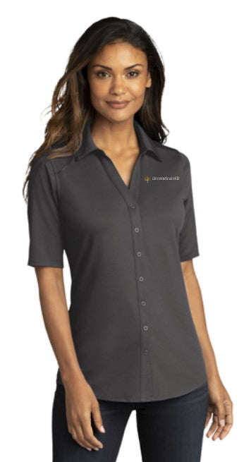 UnconstrainED Women's City Stretch Top