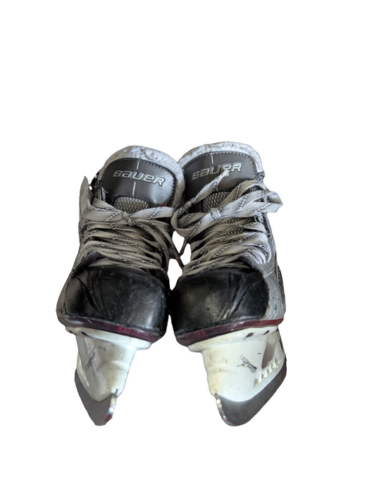 Used Bauer Vapor X3.0 Junior Size 3D Hockey Skates