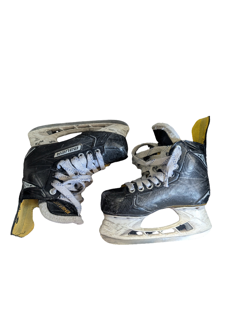 Load image into Gallery viewer, Used Bauer Supreme S170 Junior Size 2D Hockey Skates
