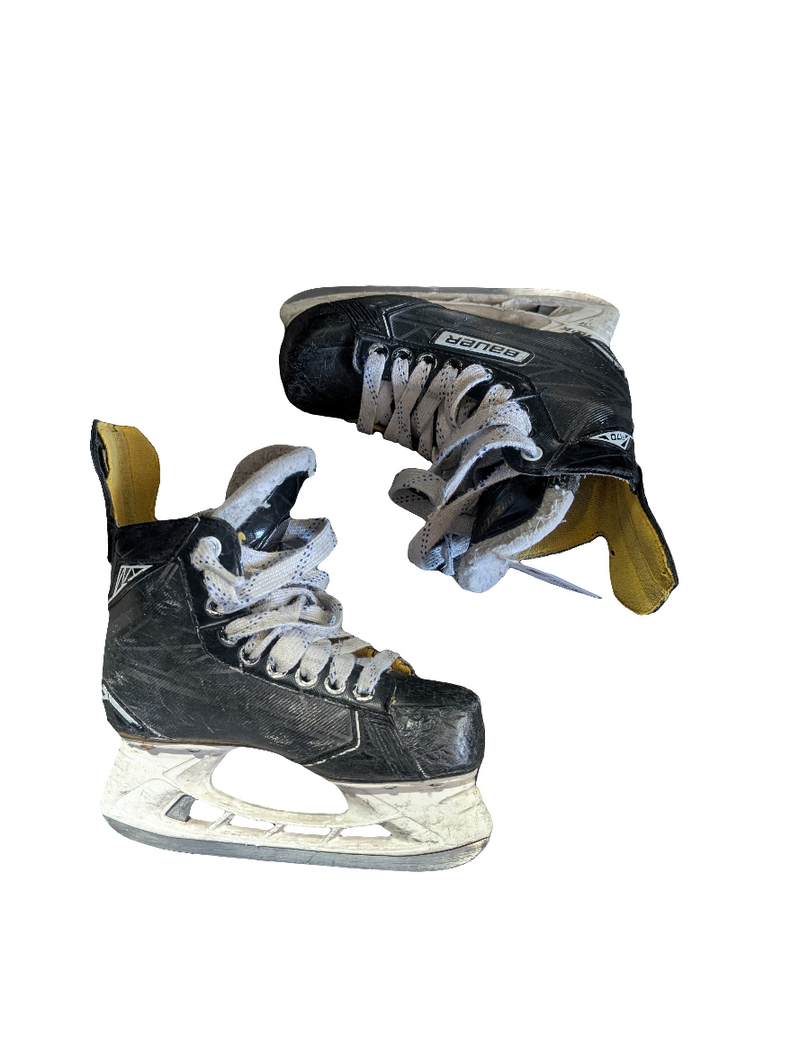 Load image into Gallery viewer, Used Bauer Supreme S170 Junior Size 2D Hockey Skates
