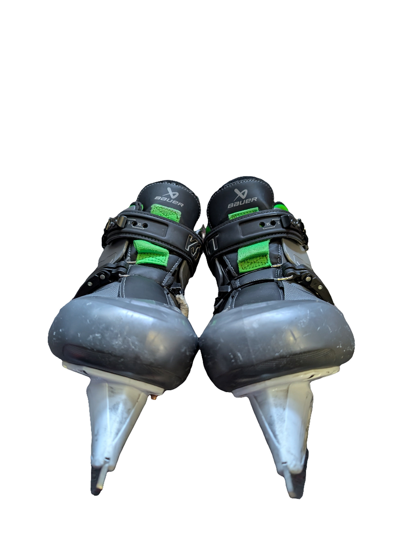 Load image into Gallery viewer, Used Bauer Konekt HF2 Senior Size 9-9.5 Hockey Goalie Skates
