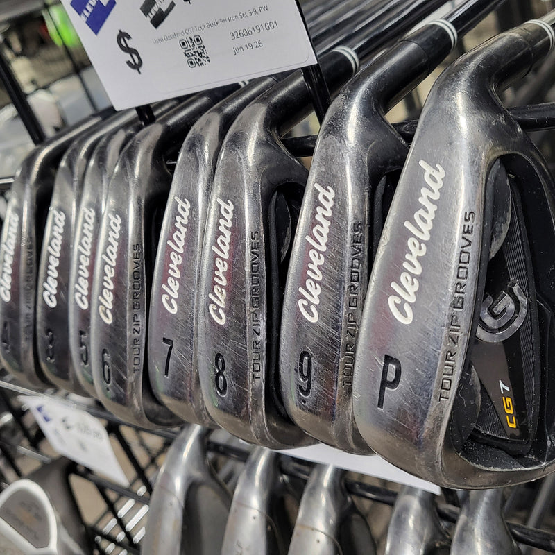Load image into Gallery viewer, Used Cleveland CG7 Tour Black RH Iron Set 3-9, PW
