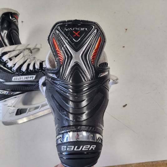 Used Bauer Vapor Select Ice Hockey Skates Size 3.5