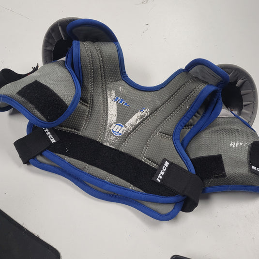 used youth itech 100 series shoulder pads