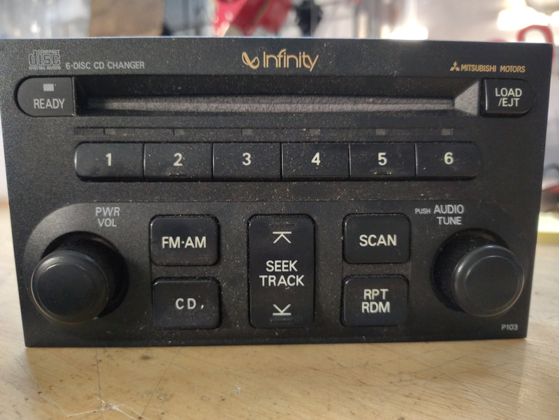 Load image into Gallery viewer, Mitsubishi infinity Mr587252 6-disc cd changer used

