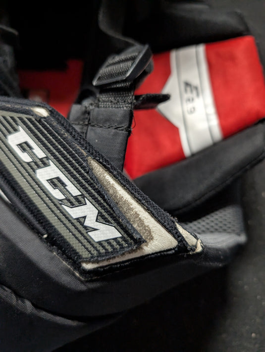 Used CCM E2.9 Int. Small Hockey Goalie Pants