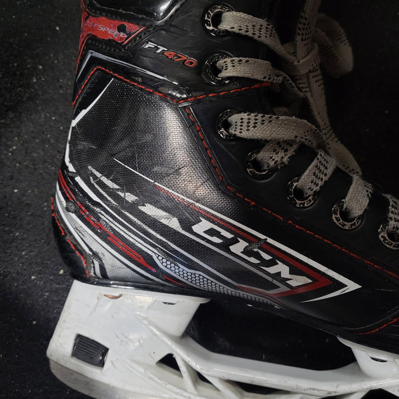 Load image into Gallery viewer, Used CCM Jetspeed FT470 Hockey Skates Size 1
