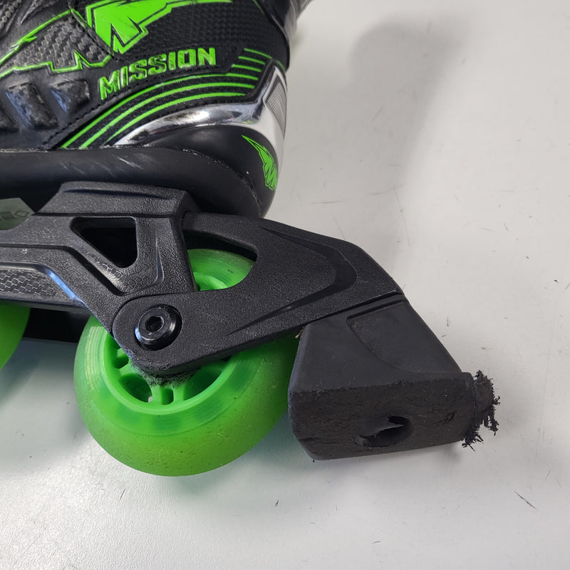 Load image into Gallery viewer, Used Mission Lil Ripper Adjustable Size 11-1 Inline Hockey Skates
