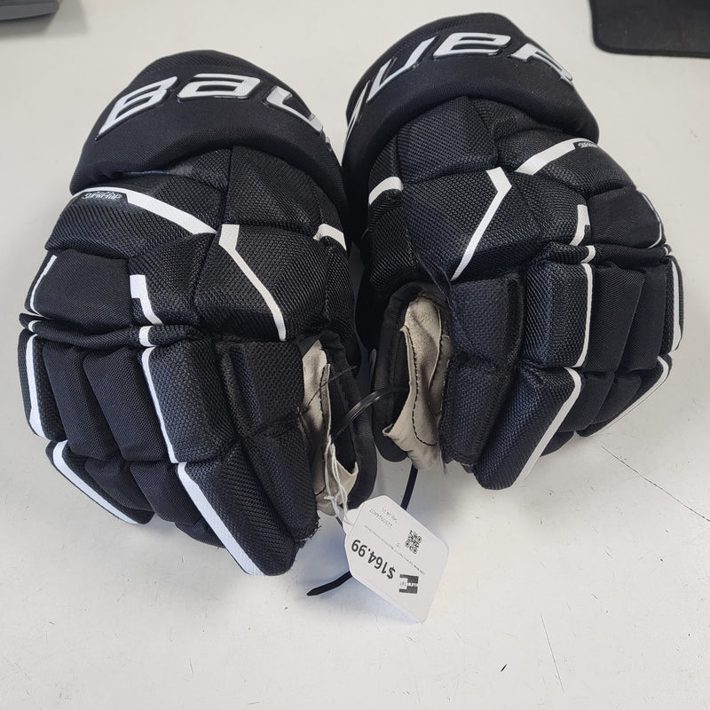 Load image into Gallery viewer, Used Bauer Supreme Mach 15" Black/White Hockey Gloves
