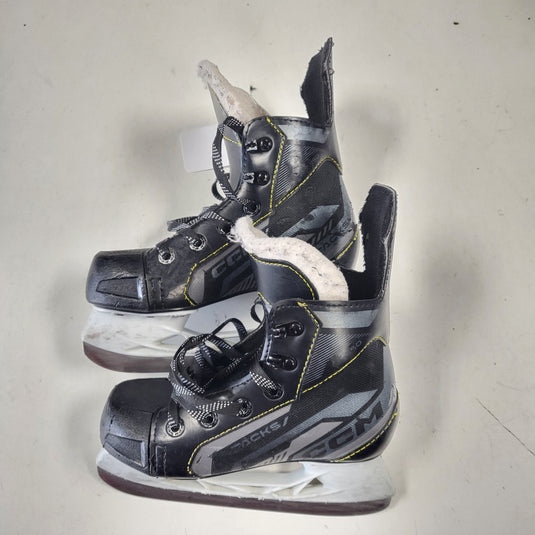 Used CCM Tacks AS 550 Hockey Skates Youth 12