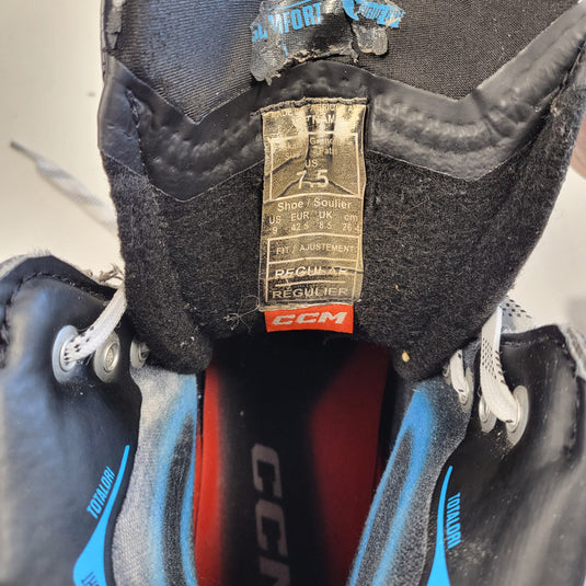 Used CCM FT690 Hockey Skates sr. 7.5