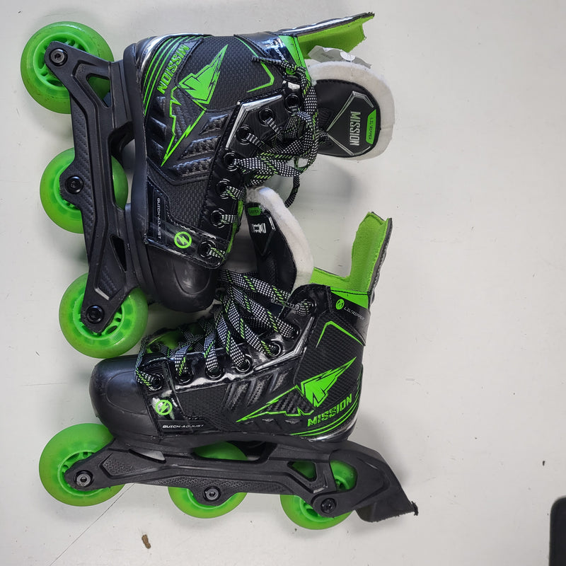 Load image into Gallery viewer, Used Mission Lil Ripper Adjustable Size 11-1 Inline Hockey Skates
