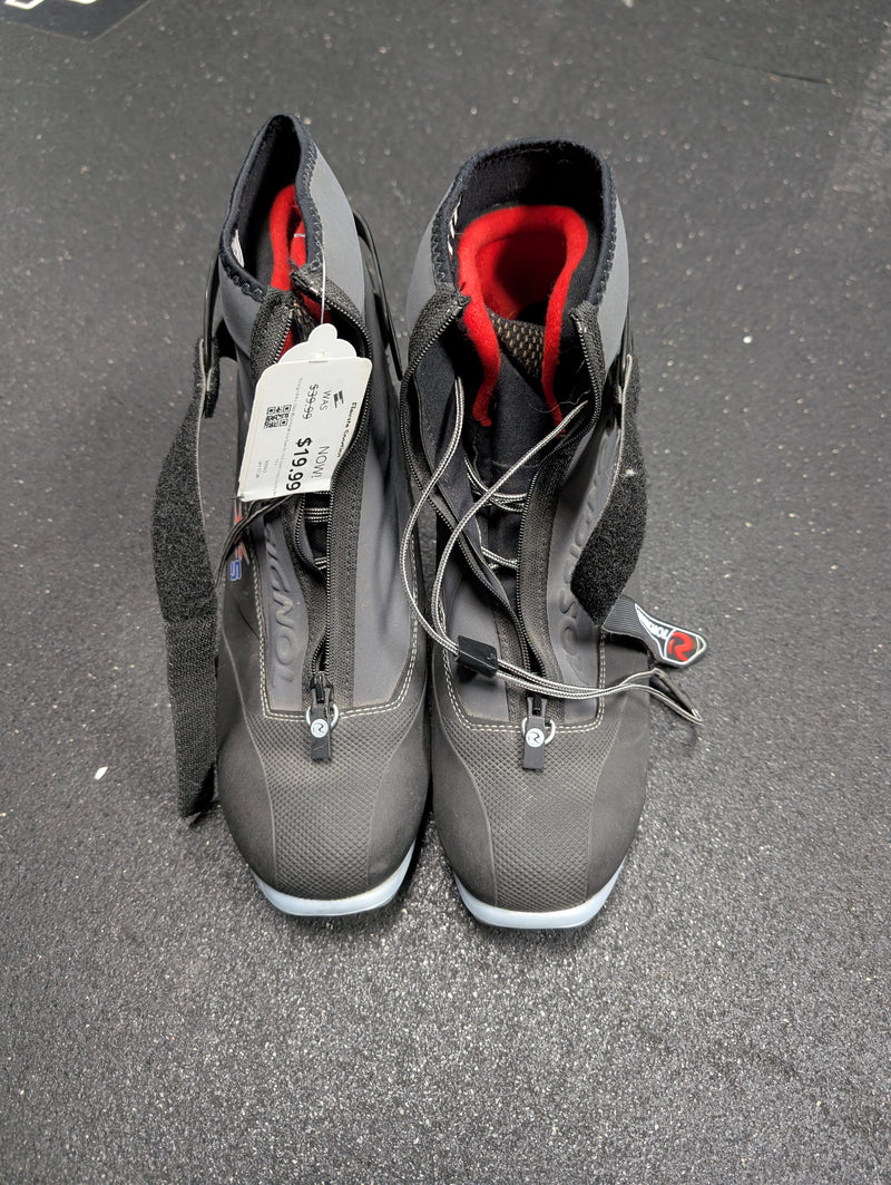 Load image into Gallery viewer, Rossignol X-s 1000 Black Adult Size Specific 10.5 Used Cross Country Boots
