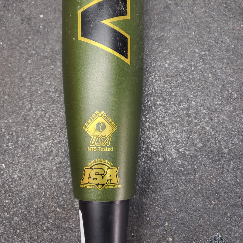 Load image into Gallery viewer, Used Miken Ultra Gold Gamer Sr Slow Pitch Softball Bat 34" 27 oz.
