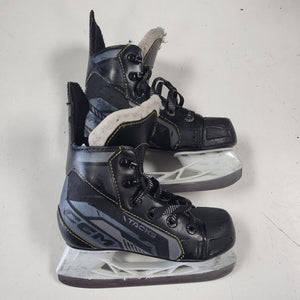 Used CCM Tacks AS 550 Hockey Skates Youth 12