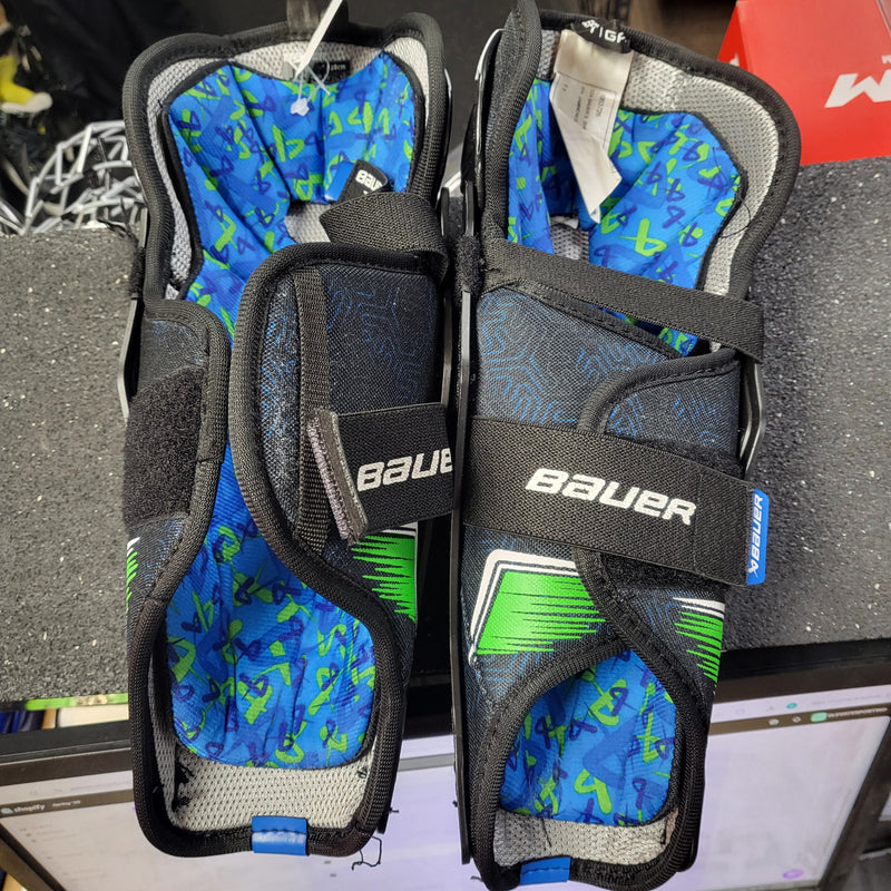 Load image into Gallery viewer, Used Bauer X Shin Guards 11" 28cm
