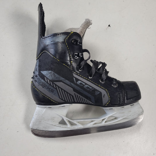 Used CCM Tacks AS 550 Hockey Skates Youth 12